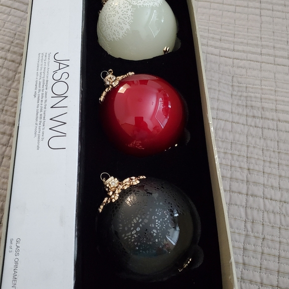 Jason Wu Glass Ornament Set  of 3. - Picture 7 of 16